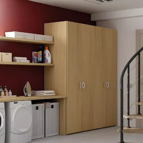 Armadio con ante battenti in laminato AM17 di Moretti Compact