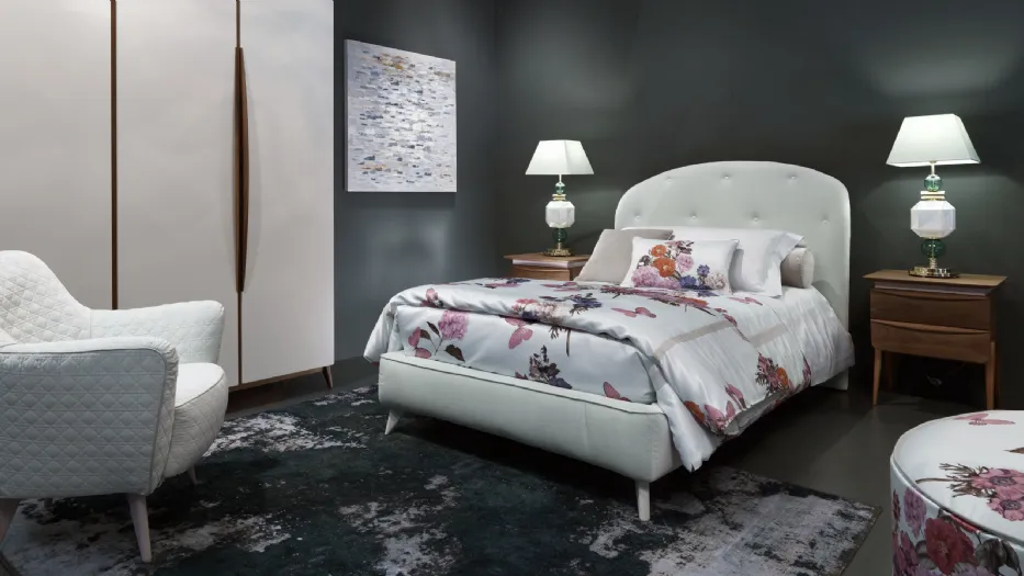 Cameretta Contemporary Glamour 15C in laccato opaco con letto in tessuto imbottito di Halley 