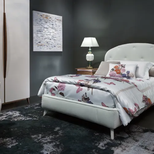 Cameretta Contemporary Glamour 15C in laccato opaco con letto in tessuto imbottito di Halley 