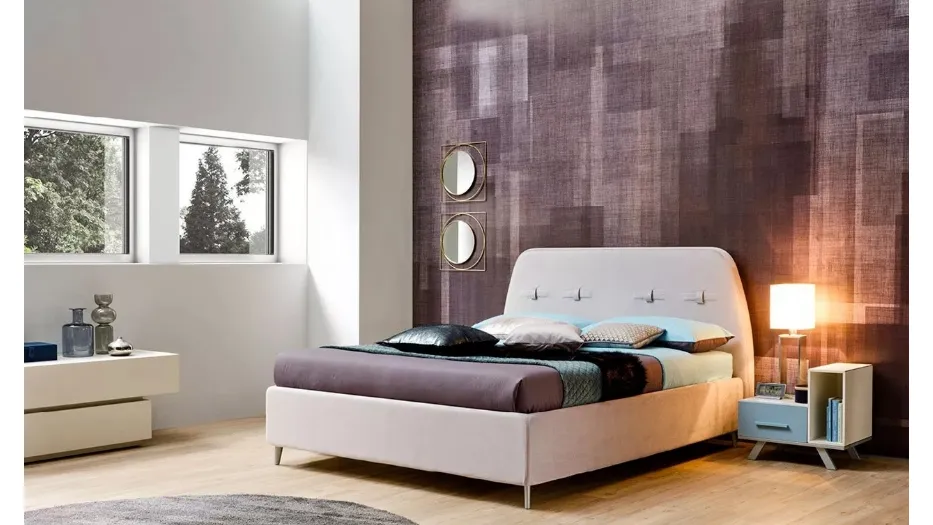 Letto in velluto con testiera arrotondata SC222 di Moretti Compact