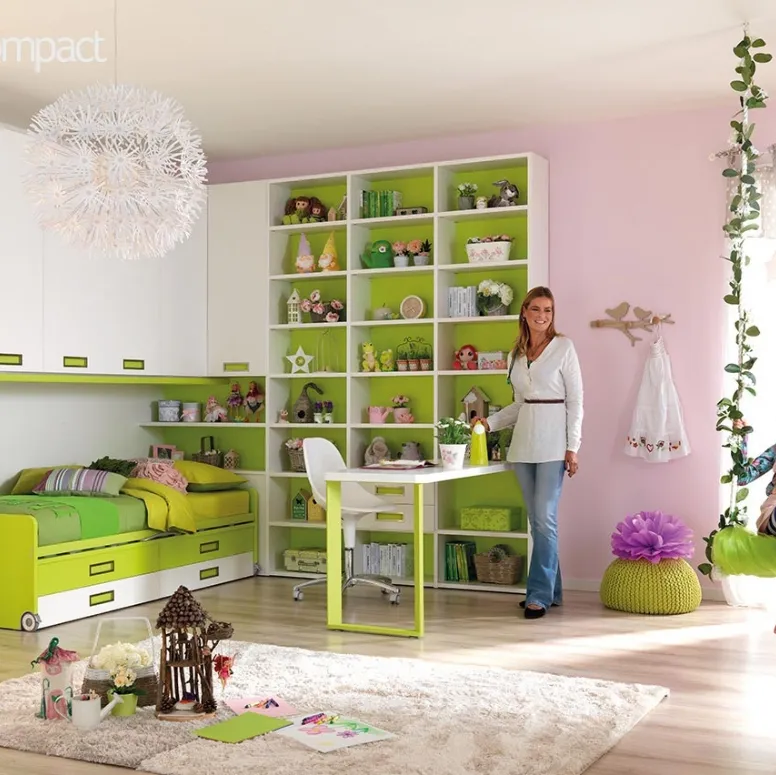Libreria in melaminico e laccato KC402 di Moretti Compact